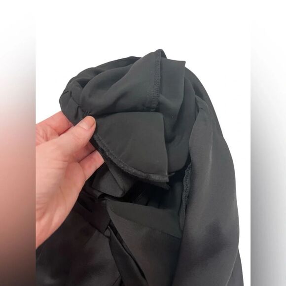 Astr Black Romper silky feeling medium v neck bow Anthropologie - Picture 7 of 16